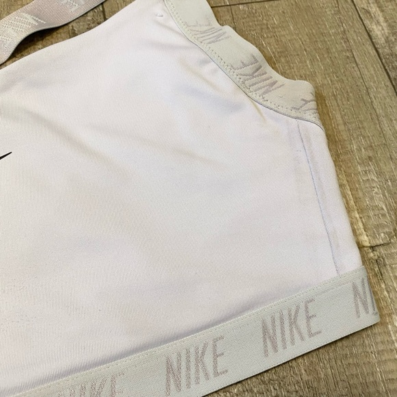 Nike Cream Tan Sports Bra Medium Impact Moisture-Wicking - Picture 4 of 7